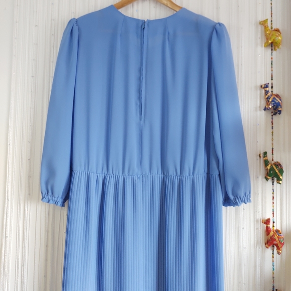 Vintage Blue Dress - Picture 8 of 11